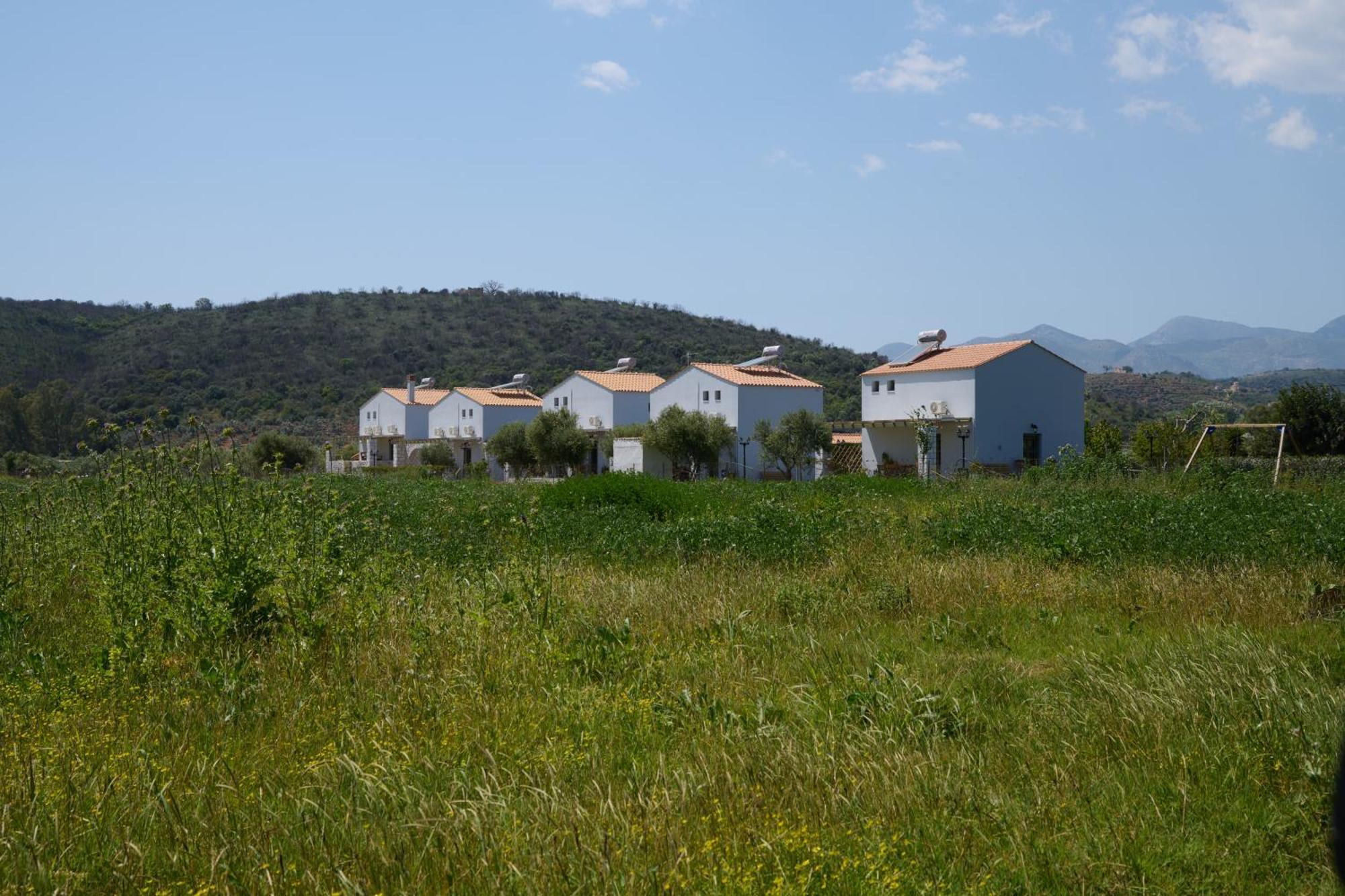 La Familia Luxury Private Maisonettes Near The Sea Githio Exterior foto
